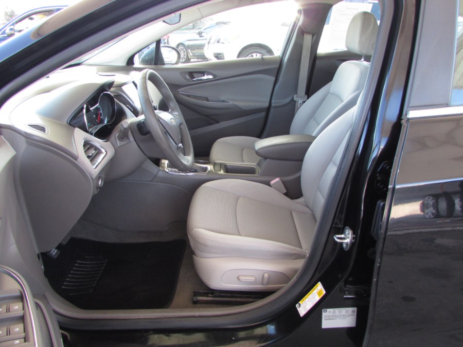 2016 Chevrolet Cruze 4dr Sdn Auto LT, available for sale in Orlando, Florida | VIP Auto Enterprise, Inc. Orlando, Florida 2016 Chevrolet Cruze 4dr Sdn Auto LT, available for sale in Orlando, Florida | VIP Auto Enterprise, Inc. Orlando, Florida