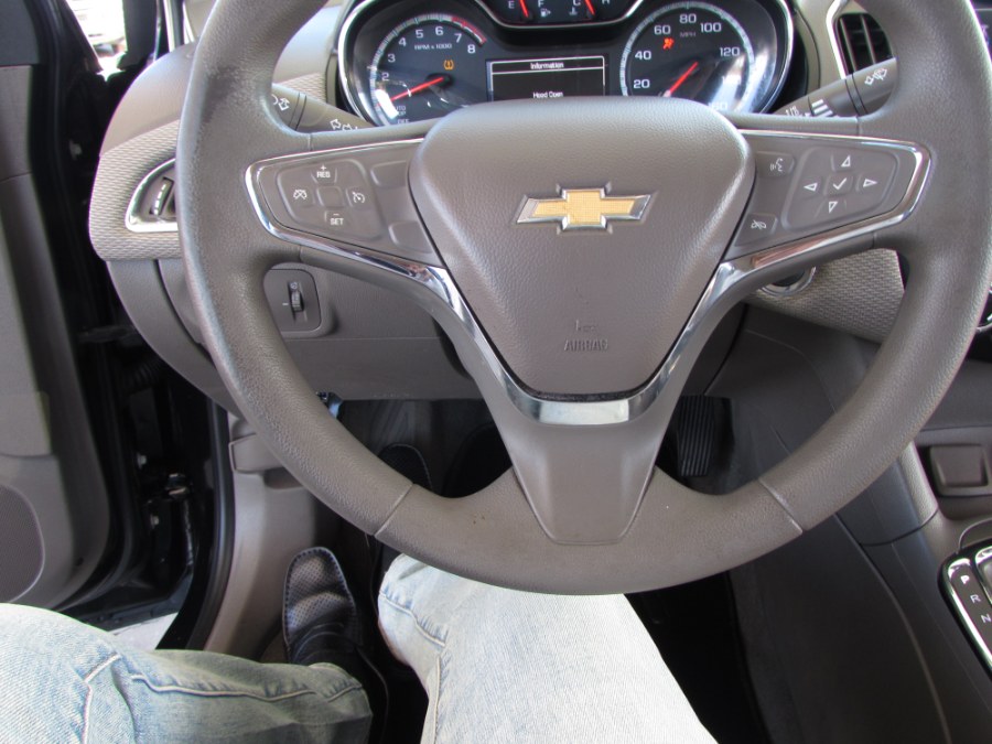 2016 Chevrolet Cruze 4dr Sdn Auto LT, available for sale in Orlando, Florida | VIP Auto Enterprise, Inc. Orlando, Florida 2016 Chevrolet Cruze 4dr Sdn Auto LT, available for sale in Orlando, Florida | VIP Auto Enterprise, Inc. Orlando, Florida