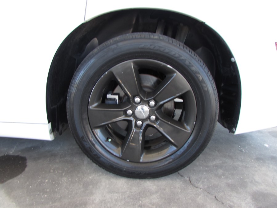 2014 Dodge Charger 4dr Sdn SE RWD, available for sale in Orlando, Florida | VIP Auto Enterprise, Inc. Orlando, Florida 2014 Dodge Charger 4dr Sdn SE RWD, available for sale in Orlando, Florida | VIP Auto Enterprise, Inc. Orlando, Florida