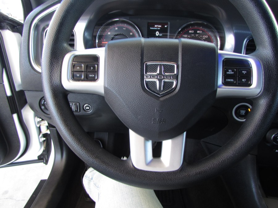 2014 Dodge Charger 4dr Sdn SE RWD, available for sale in Orlando, Florida | VIP Auto Enterprise, Inc. Orlando, Florida 2014 Dodge Charger 4dr Sdn SE RWD, available for sale in Orlando, Florida | VIP Auto Enterprise, Inc. Orlando, Florida