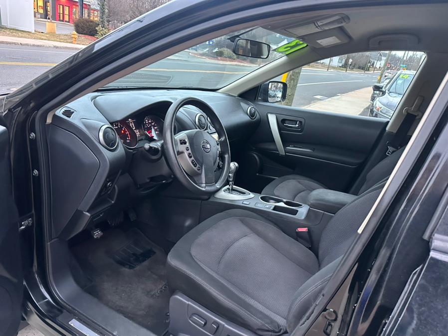 2013 Nissan Rogue AWD 4dr S, available for sale in Manchester, Connecticut | Carsonmain LLC. Manchester, Connecticut 2013 Nissan Rogue AWD 4dr S, available for sale in Manchester, Connecticut | Carsonmain LLC. Manchester, Connecticut
