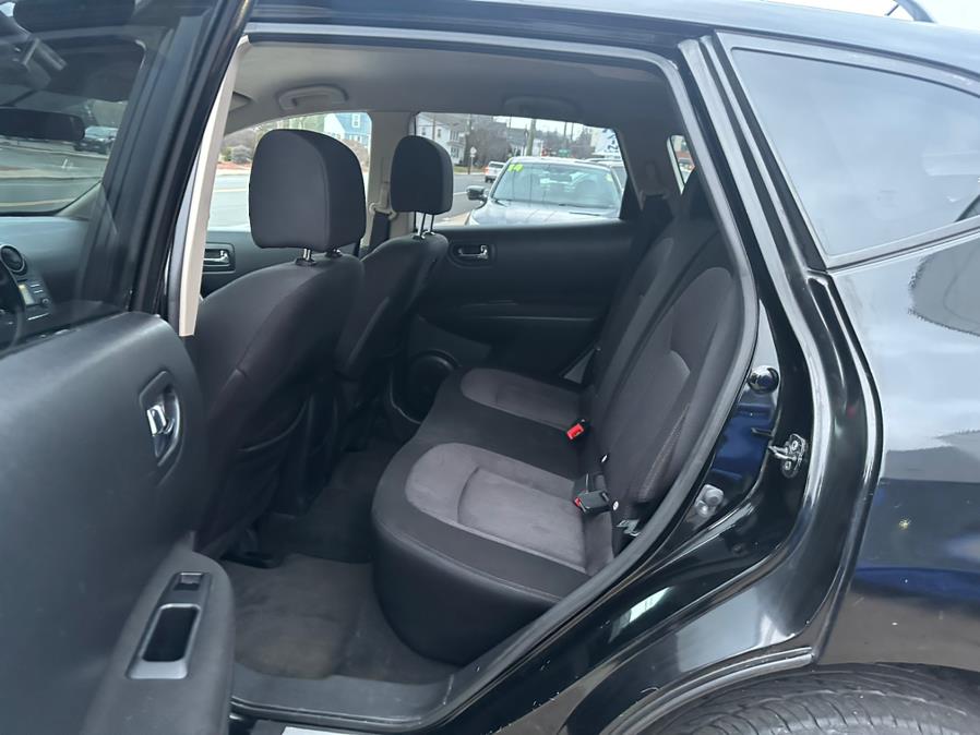 2013 Nissan Rogue AWD 4dr S, available for sale in Manchester, Connecticut | Carsonmain LLC. Manchester, Connecticut 2013 Nissan Rogue AWD 4dr S, available for sale in Manchester, Connecticut | Carsonmain LLC. Manchester, Connecticut