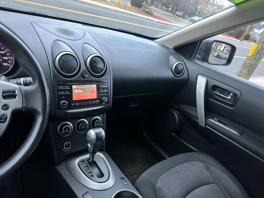 2013 Nissan Rogue AWD 4dr S, available for sale in Manchester, Connecticut | Carsonmain LLC. Manchester, Connecticut 2013 Nissan Rogue AWD 4dr S, available for sale in Manchester, Connecticut | Carsonmain LLC. Manchester, Connecticut