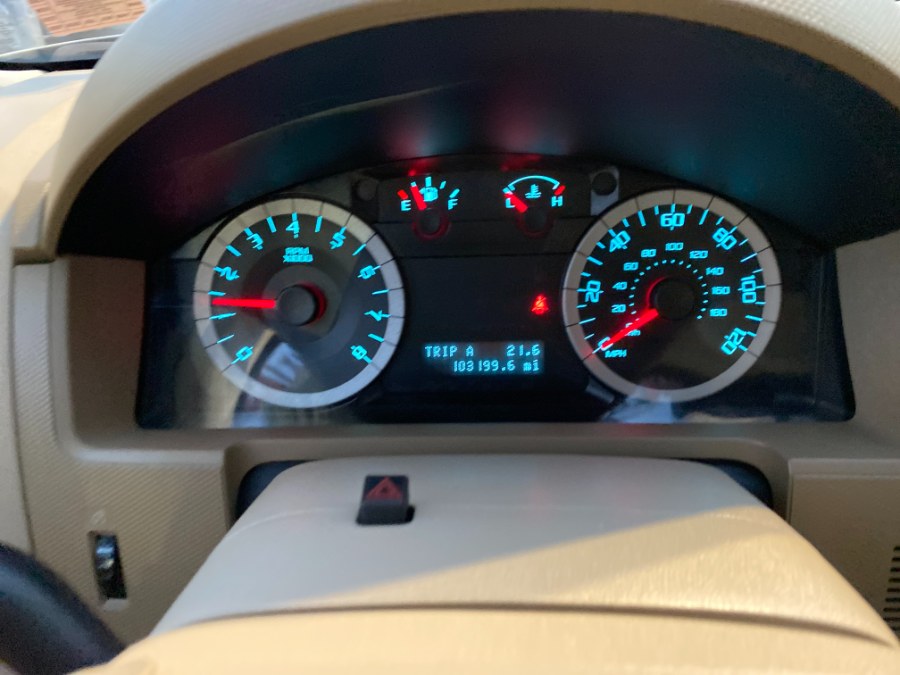2010 Ford Escape 4WD 4dr XLT, available for sale in Middle Village, New York | Middle Village Motors . Middle Village, New York 2010 Ford Escape 4WD 4dr XLT, available for sale in Middle Village, New York | Middle Village Motors . Middle Village, New York