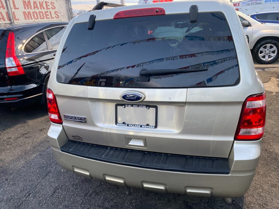 2010 Ford Escape 4WD 4dr XLT, available for sale in Middle Village, New York | Middle Village Motors . Middle Village, New York 2010 Ford Escape 4WD 4dr XLT, available for sale in Middle Village, New York | Middle Village Motors . Middle Village, New York