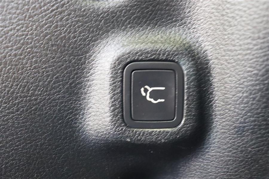2018 Jeep Compass LIMITED, available for sale in Paterson, New Jersey | Fast Track Motors. Paterson, New Jersey 2018 Jeep Compass LIMITED, available for sale in Paterson, New Jersey | Fast Track Motors. Paterson, New Jersey