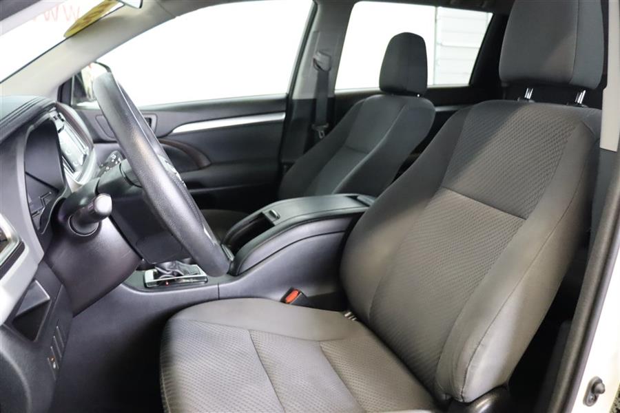 2016 Toyota Highlander LE, available for sale in Paterson, New Jersey | Fast Track Motors. Paterson, New Jersey 2016 Toyota Highlander LE, available for sale in Paterson, New Jersey | Fast Track Motors. Paterson, New Jersey