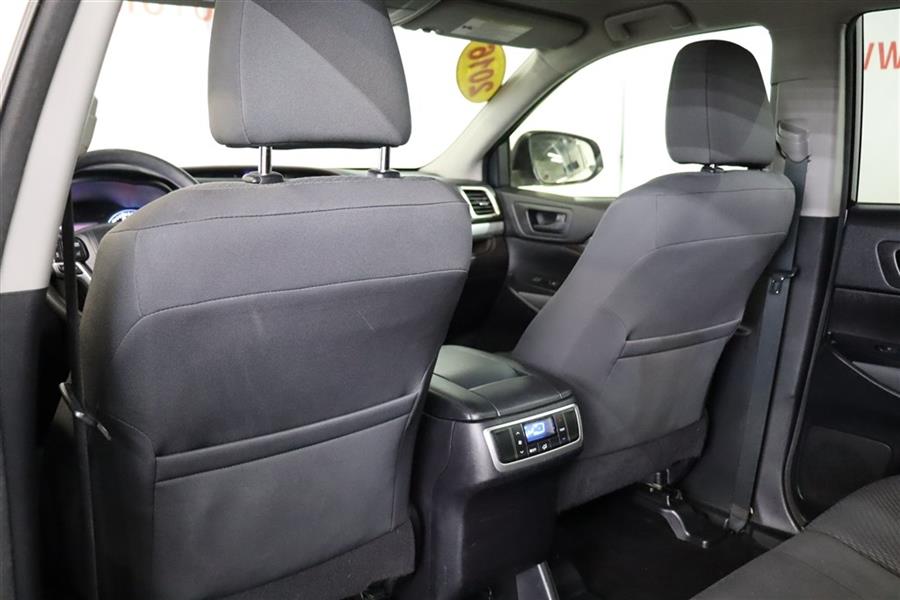 2016 Toyota Highlander LE, available for sale in Paterson, New Jersey | Fast Track Motors. Paterson, New Jersey 2016 Toyota Highlander LE, available for sale in Paterson, New Jersey | Fast Track Motors. Paterson, New Jersey