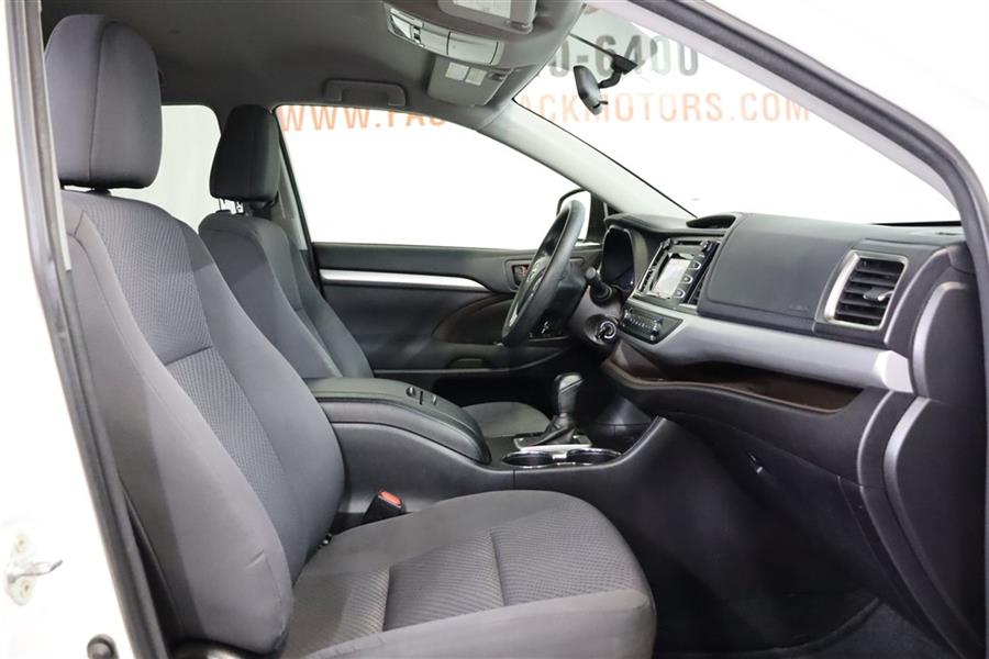 2016 Toyota Highlander LE, available for sale in Paterson, New Jersey | Fast Track Motors. Paterson, New Jersey 2016 Toyota Highlander LE, available for sale in Paterson, New Jersey | Fast Track Motors. Paterson, New Jersey
