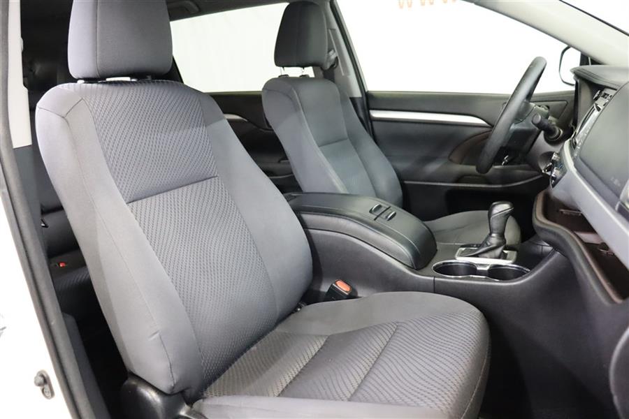 2016 Toyota Highlander LE, available for sale in Paterson, New Jersey | Fast Track Motors. Paterson, New Jersey 2016 Toyota Highlander LE, available for sale in Paterson, New Jersey | Fast Track Motors. Paterson, New Jersey