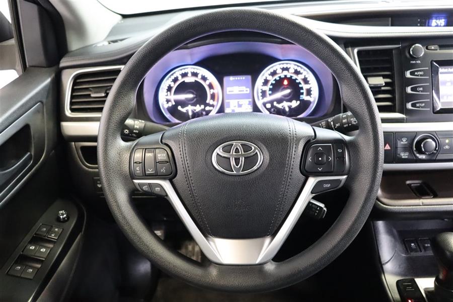 2016 Toyota Highlander LE, available for sale in Paterson, New Jersey | Fast Track Motors. Paterson, New Jersey 2016 Toyota Highlander LE, available for sale in Paterson, New Jersey | Fast Track Motors. Paterson, New Jersey