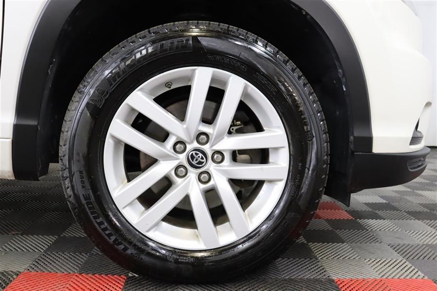 2016 Toyota Highlander LE, available for sale in Paterson, New Jersey | Fast Track Motors. Paterson, New Jersey 2016 Toyota Highlander LE, available for sale in Paterson, New Jersey | Fast Track Motors. Paterson, New Jersey