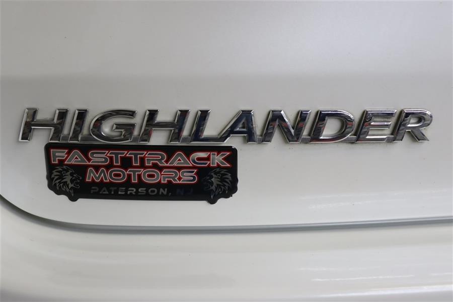 2016 Toyota Highlander LE, available for sale in Paterson, New Jersey | Fast Track Motors. Paterson, New Jersey 2016 Toyota Highlander LE, available for sale in Paterson, New Jersey | Fast Track Motors. Paterson, New Jersey