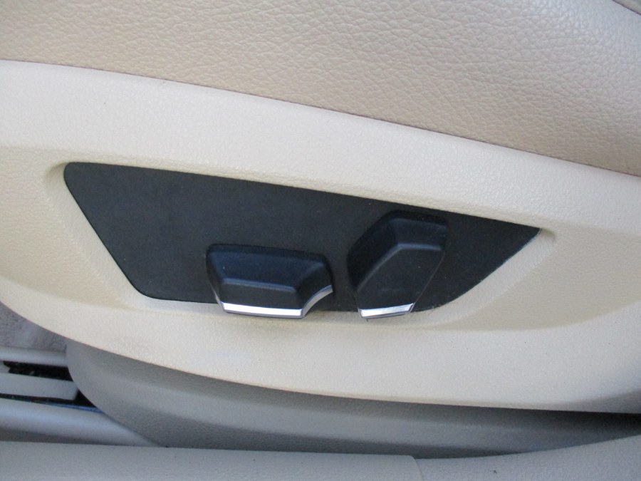 2012 BMW 5 Series 4dr Sdn 535i RWD, available for sale in West Babylon, New York | New Gen Auto Group. West Babylon, New York 2012 BMW 5 Series 4dr Sdn 535i RWD, available for sale in West Babylon, New York | New Gen Auto Group. West Babylon, New York
