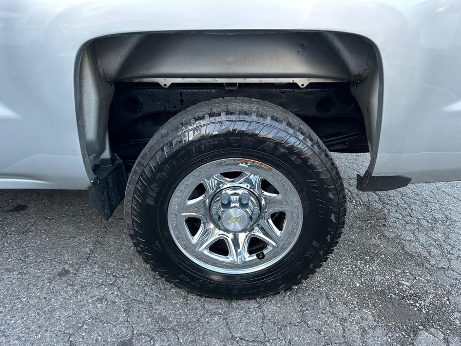 2014 Chevrolet Silverado 1500 4WD Double Cab 143.5" Work Truck w/1WT, available for sale in Little Ferry, New Jersey | Easy Credit of Jersey. Little Ferry, New Jersey