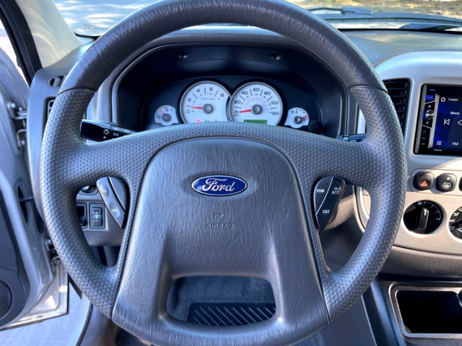 2006 Ford Escape 4dr 3.0L XLT Sport 4WD, available for sale in Lake Forest, California | Pacific Green Line. Lake Forest, California 2006 Ford Escape 4dr 3.0L XLT Sport 4WD, available for sale in Lake Forest, California | Pacific Green Line. Lake Forest, California