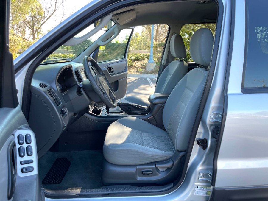2006 Ford Escape 4dr 3.0L XLT Sport 4WD, available for sale in Lake Forest, California | Pacific Green Line. Lake Forest, California 2006 Ford Escape 4dr 3.0L XLT Sport 4WD, available for sale in Lake Forest, California | Pacific Green Line. Lake Forest, California