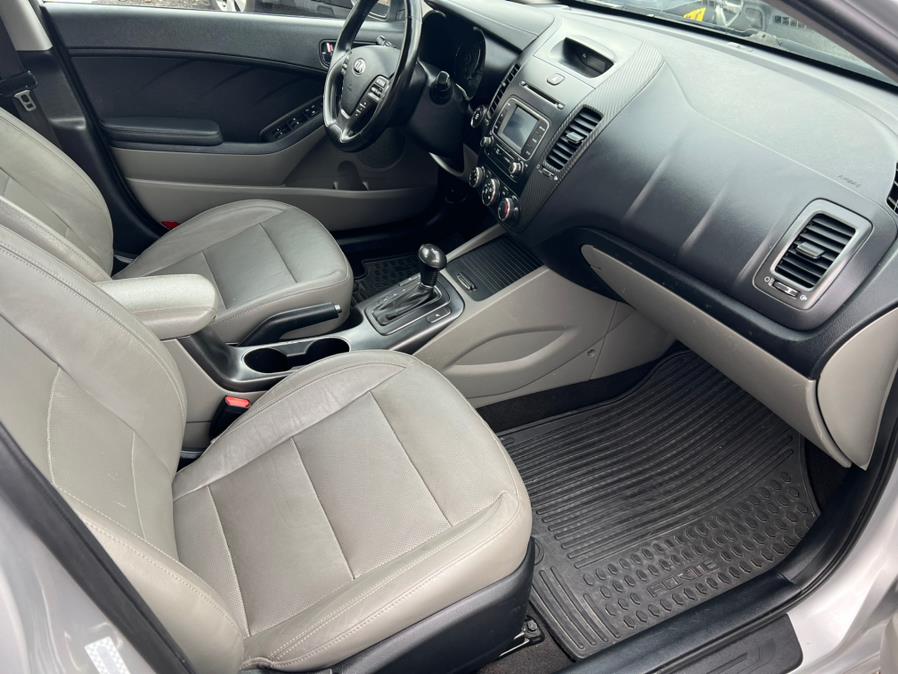 2014 Kia Forte 5-Door 5dr HB Auto EX, available for sale in Berlin, Connecticut | Main Auto of Berlin. Berlin, Connecticut 2014 Kia Forte 5-Door 5dr HB Auto EX, available for sale in Berlin, Connecticut | Main Auto of Berlin. Berlin, Connecticut