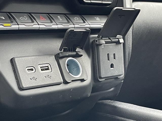 2021 Chevrolet Silverado 2500hd High Country, available for sale in Brookfield, Connecticut | Blasius Federal Road. Brookfield, Connecticut 2021 Chevrolet Silverado 2500hd High Country, available for sale in Brookfield, Connecticut | Blasius Federal Road. Brookfield, Connecticut