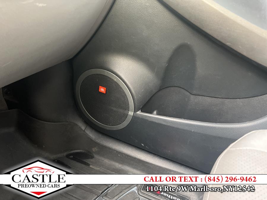 2011 Toyota RAV4 4WD 4dr 4-cyl 4-Spd AT Ltd, available for sale in Marlboro, New York | Castle Preowned Cars. Marlboro, New York 2011 Toyota RAV4 4WD 4dr 4-cyl 4-Spd AT Ltd, available for sale in Marlboro, New York | Castle Preowned Cars. Marlboro, New York
