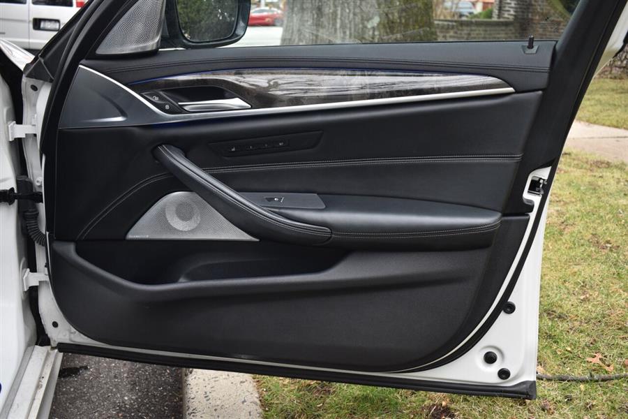 2018 BMW 5 Series M550i xDrive AWD 4dr Sedan, available for sale in Great Neck, New York | Camy Cars. Great Neck, New York 2018 BMW 5 Series M550i xDrive AWD 4dr Sedan, available for sale in Great Neck, New York | Camy Cars. Great Neck, New York