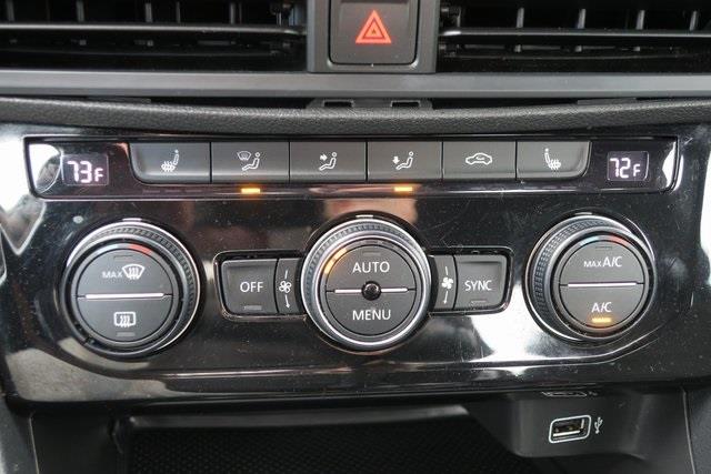 Used Volkswagen Jetta Gli 2.0T S 2019 | Victory Cars Central. Levittown, New York Used Volkswagen Jetta Gli 2.0T S 2019 | Victory Cars Central. Levittown, New York