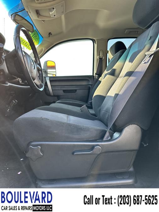 2011 Chevrolet Silverado 1500 Crew Cab LT Pickup 4D 5 3/4 ft, available for sale in New Haven, Connecticut | Boulevard Motors LLC. New Haven, Connecticut 2011 Chevrolet Silverado 1500 Crew Cab LT Pickup 4D 5 3/4 ft, available for sale in New Haven, Connecticut | Boulevard Motors LLC. New Haven, Connecticut