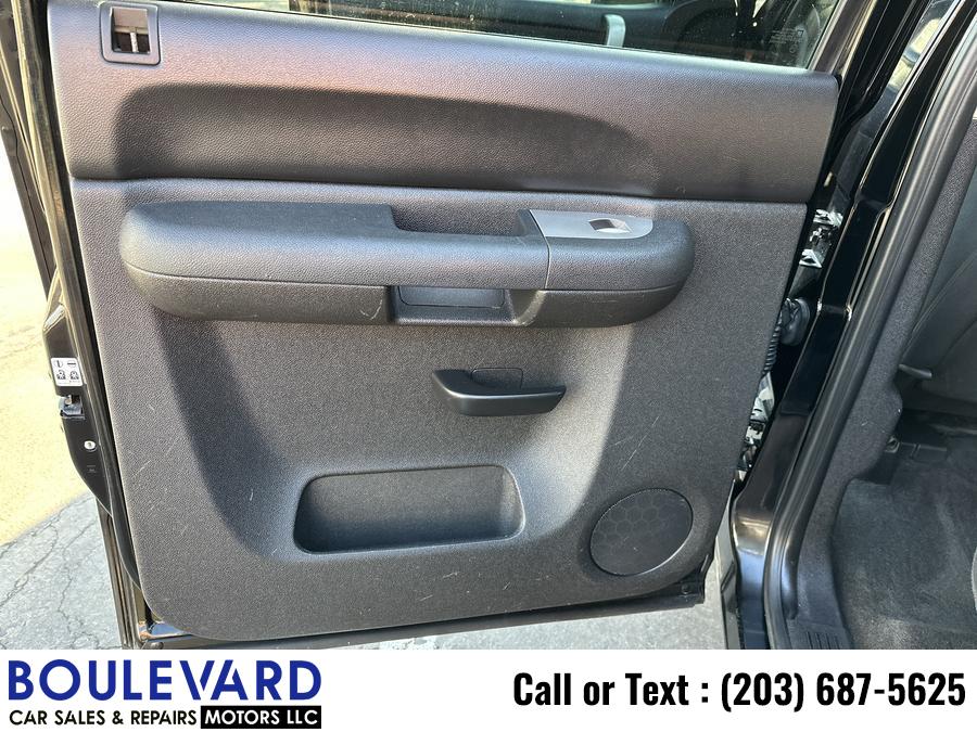 2011 Chevrolet Silverado 1500 Crew Cab LT Pickup 4D 5 3/4 ft, available for sale in New Haven, Connecticut | Boulevard Motors LLC. New Haven, Connecticut 2011 Chevrolet Silverado 1500 Crew Cab LT Pickup 4D 5 3/4 ft, available for sale in New Haven, Connecticut | Boulevard Motors LLC. New Haven, Connecticut