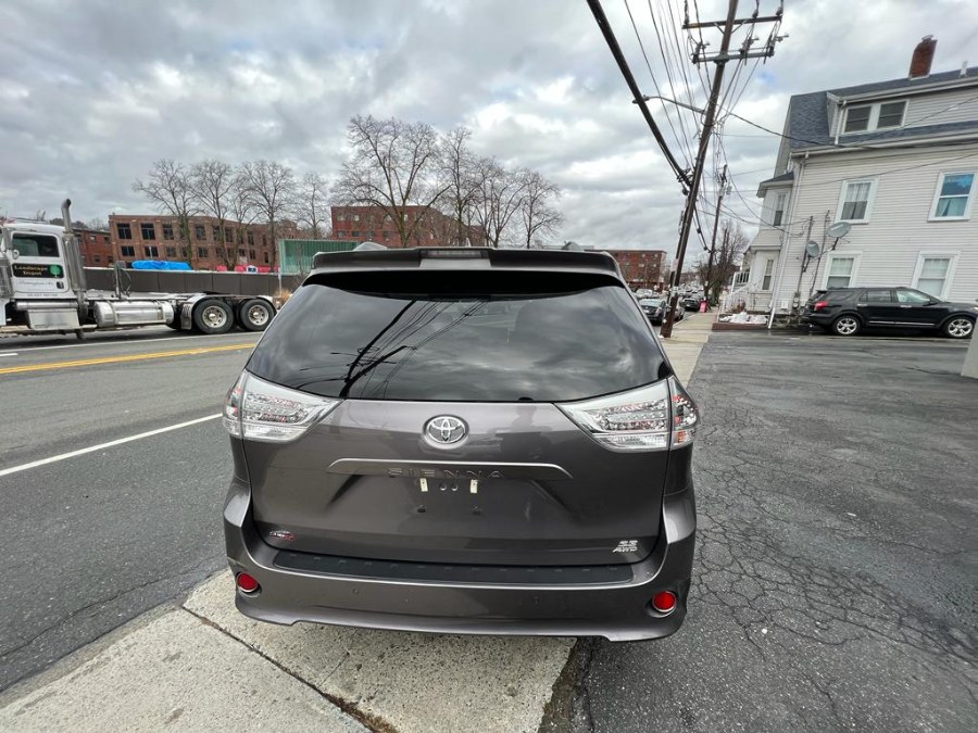 2019 Toyota Sienna SE AWD, available for sale in Peabody, Massachusetts | New Star Motors. Peabody, Massachusetts 2019 Toyota Sienna SE AWD, available for sale in Peabody, Massachusetts | New Star Motors. Peabody, Massachusetts