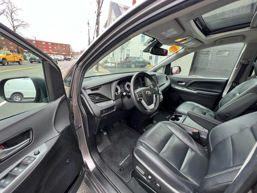 2019 Toyota Sienna SE AWD, available for sale in Peabody, Massachusetts | New Star Motors. Peabody, Massachusetts 2019 Toyota Sienna SE AWD, available for sale in Peabody, Massachusetts | New Star Motors. Peabody, Massachusetts