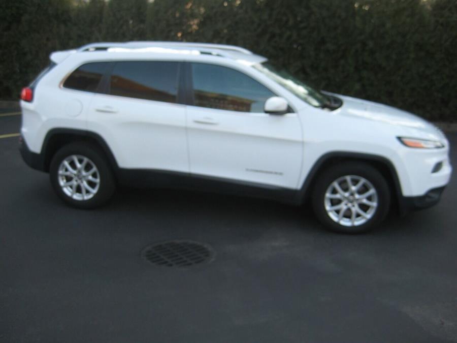 2016 Jeep Cherokee Latitude 4dr SUV, available for sale in Massapequa, New York | Rite Choice Auto Inc.. Massapequa, New York 2016 Jeep Cherokee Latitude 4dr SUV, available for sale in Massapequa, New York | Rite Choice Auto Inc.. Massapequa, New York