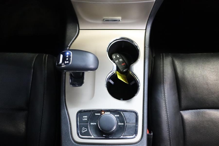 2014 Jeep Grand Cherokee LIMITED, available for sale in Paterson, New Jersey | Fast Track Motors. Paterson, New Jersey 2014 Jeep Grand Cherokee LIMITED, available for sale in Paterson, New Jersey | Fast Track Motors. Paterson, New Jersey