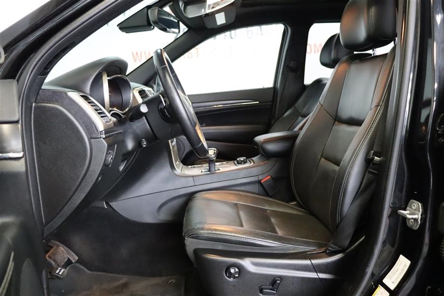 2014 Jeep Grand Cherokee LIMITED, available for sale in Paterson, New Jersey | Fast Track Motors. Paterson, New Jersey 2014 Jeep Grand Cherokee LIMITED, available for sale in Paterson, New Jersey | Fast Track Motors. Paterson, New Jersey