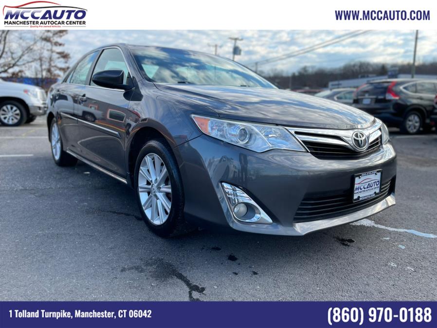 Used Toyota Camry 4dr Sdn I4 Auto XLE (Natl) 2013 | Manchester Autocar Center. Manchester, Connecticut