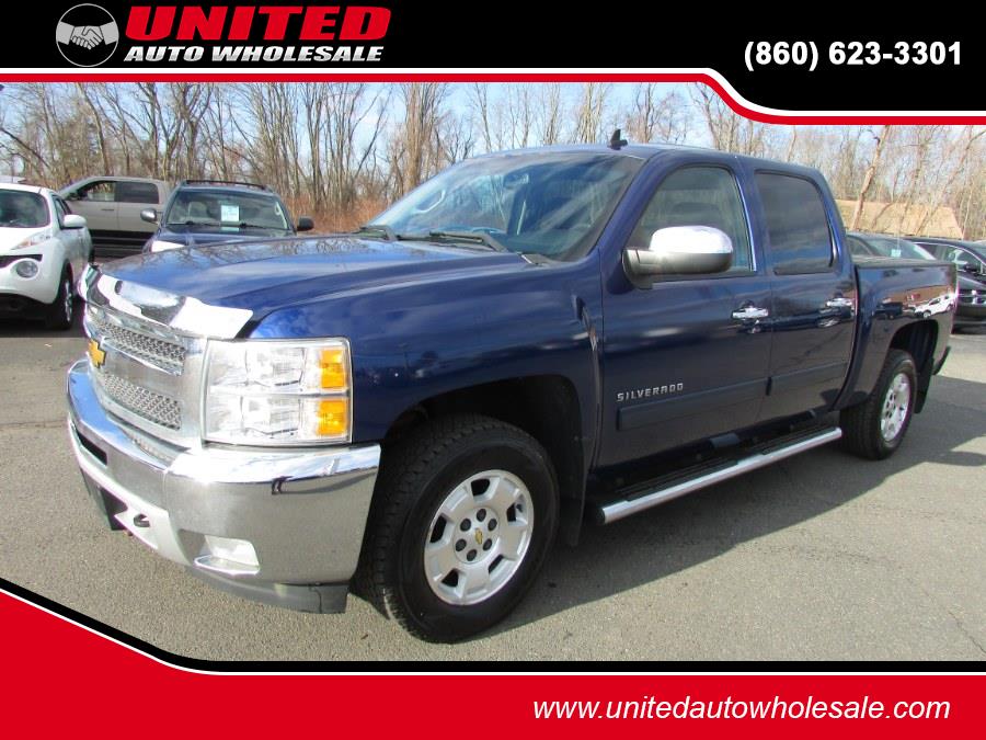 2013 Chevrolet Silverado 1500 4WD Crew Cab 143.5" LT, available for sale in East Windsor, Connecticut | United Auto Sales of E Windsor, Inc. East Windsor, Connecticut