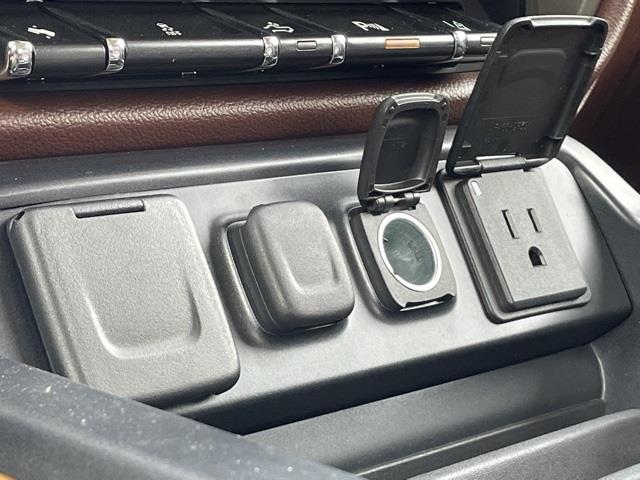 2014 Chevrolet Silverado 1500 High Country, available for sale in Brookfield, Connecticut | Blasius Federal Road. Brookfield, Connecticut 2014 Chevrolet Silverado 1500 High Country, available for sale in Brookfield, Connecticut | Blasius Federal Road. Brookfield, Connecticut