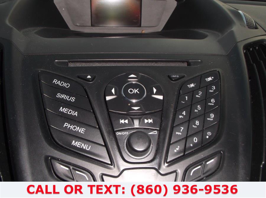 2013 Ford Escape 4WD 4dr SE, available for sale in Hartford, Connecticut | Lee Motors Sales Inc. Hartford, Connecticut 2013 Ford Escape 4WD 4dr SE, available for sale in Hartford, Connecticut | Lee Motors Sales Inc. Hartford, Connecticut