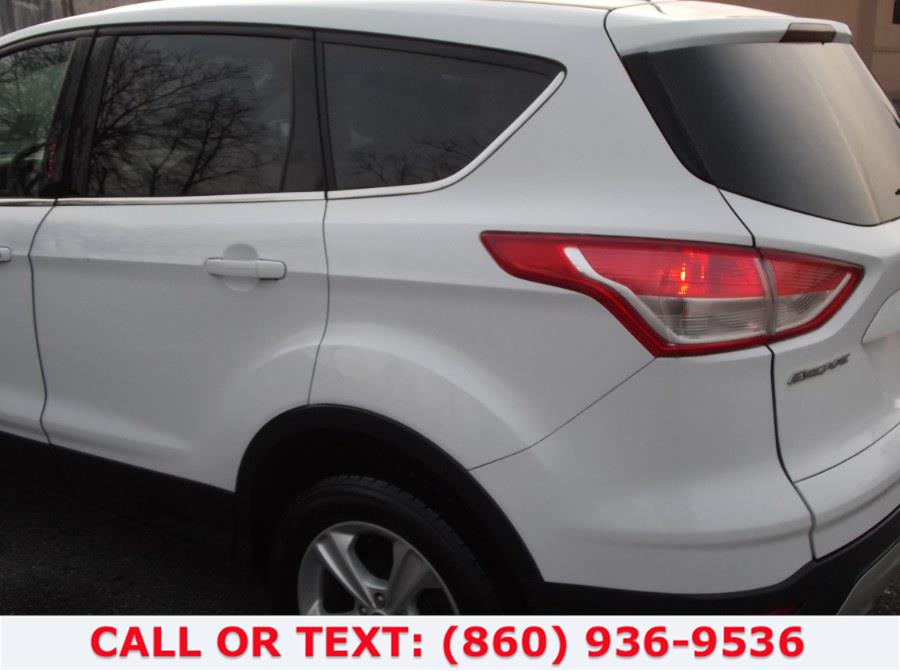 2013 Ford Escape 4WD 4dr SE, available for sale in Hartford, Connecticut | Lee Motors Sales Inc. Hartford, Connecticut 2013 Ford Escape 4WD 4dr SE, available for sale in Hartford, Connecticut | Lee Motors Sales Inc. Hartford, Connecticut