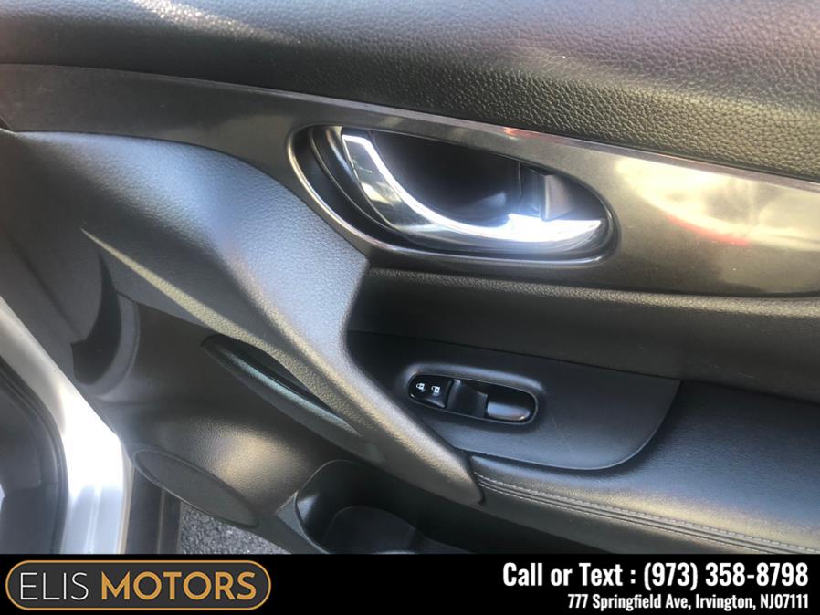 2018 Nissan Rogue AWD SV, available for sale in Irvington, New Jersey | Elis Motors Corp. Irvington, New Jersey 2018 Nissan Rogue AWD SV, available for sale in Irvington, New Jersey | Elis Motors Corp. Irvington, New Jersey