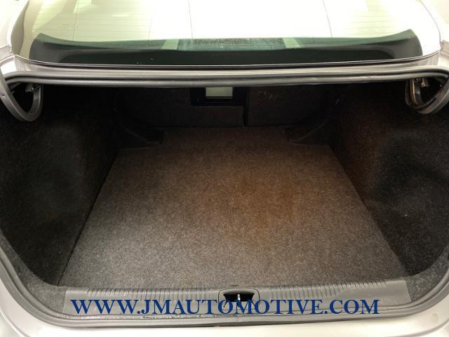 Used Chrysler 200 4dr Sdn Limited FWD 2016 | J&M Automotive Sls&Svc LLC. Naugatuck, Connecticut Used Chrysler 200 4dr Sdn Limited FWD 2016 | J&M Automotive Sls&Svc LLC. Naugatuck, Connecticut