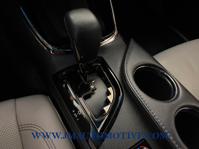 Used Toyota Avalon Hybrid 4dr Sdn Limited 2016 | J&M Automotive Sls&Svc LLC. Naugatuck, Connecticut Used Toyota Avalon Hybrid 4dr Sdn Limited 2016 | J&M Automotive Sls&Svc LLC. Naugatuck, Connecticut