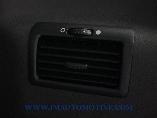 Used Ford Transit Connect XLT LWB w/Rear Liftgate 2017 | J&M Automotive Sls&Svc LLC. Naugatuck, Connecticut Used Ford Transit Connect XLT LWB w/Rear Liftgate 2017 | J&M Automotive Sls&Svc LLC. Naugatuck, Connecticut