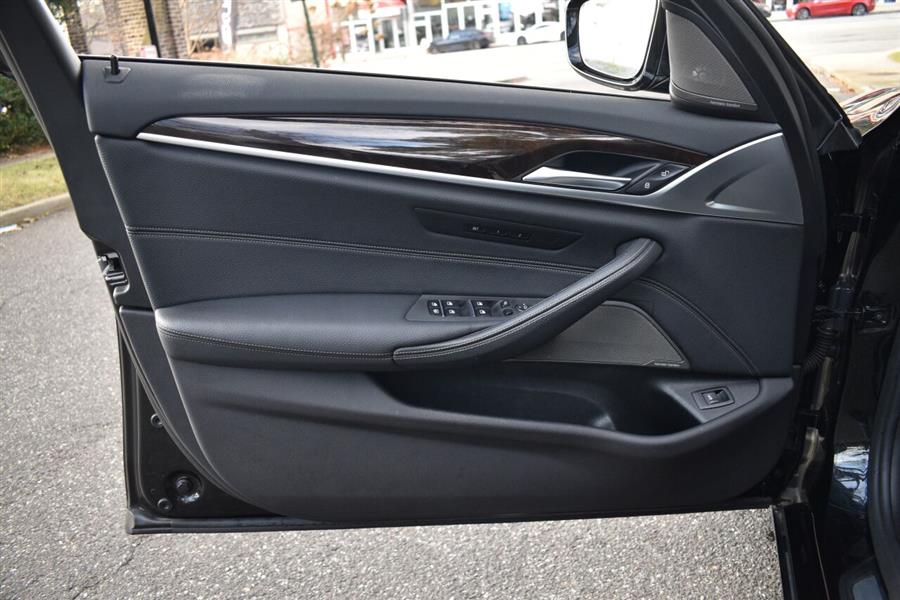 2019 BMW 5 Series 540i xDrive AWD 4dr Sedan, available for sale in Great Neck, New York | Camy Cars. Great Neck, New York 2019 BMW 5 Series 540i xDrive AWD 4dr Sedan, available for sale in Great Neck, New York | Camy Cars. Great Neck, New York