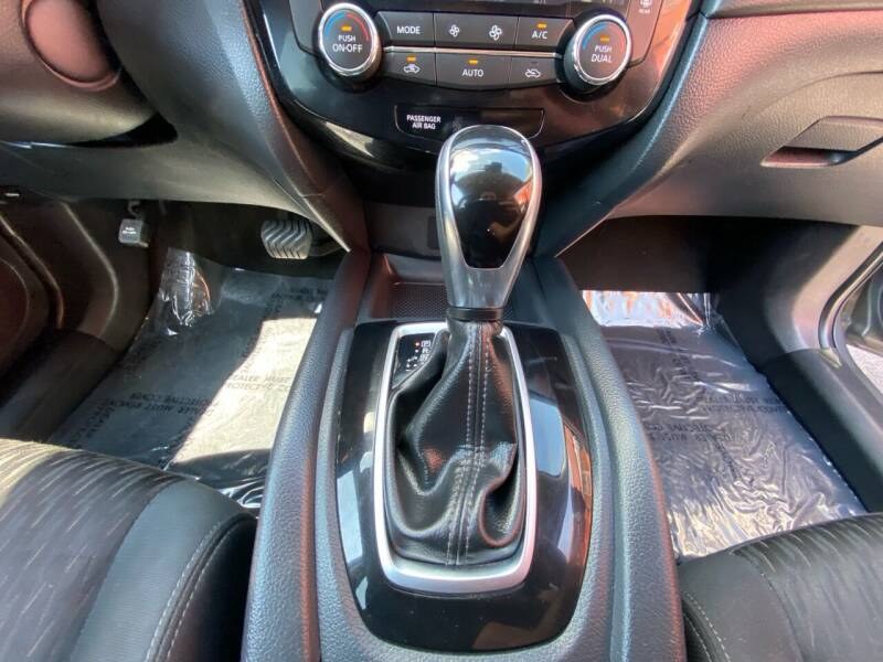2019 Nissan Rogue FWD SV, available for sale in Bloomingdale, New Jersey | Bloomingdale Auto Group. Bloomingdale, New Jersey 2019 Nissan Rogue FWD SV, available for sale in Bloomingdale, New Jersey | Bloomingdale Auto Group. Bloomingdale, New Jersey
