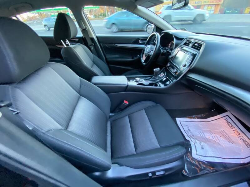 2018 Nissan Maxima SV 3.5L, available for sale in Bloomingdale, New Jersey | Bloomingdale Auto Group. Bloomingdale, New Jersey 2018 Nissan Maxima SV 3.5L, available for sale in Bloomingdale, New Jersey | Bloomingdale Auto Group. Bloomingdale, New Jersey