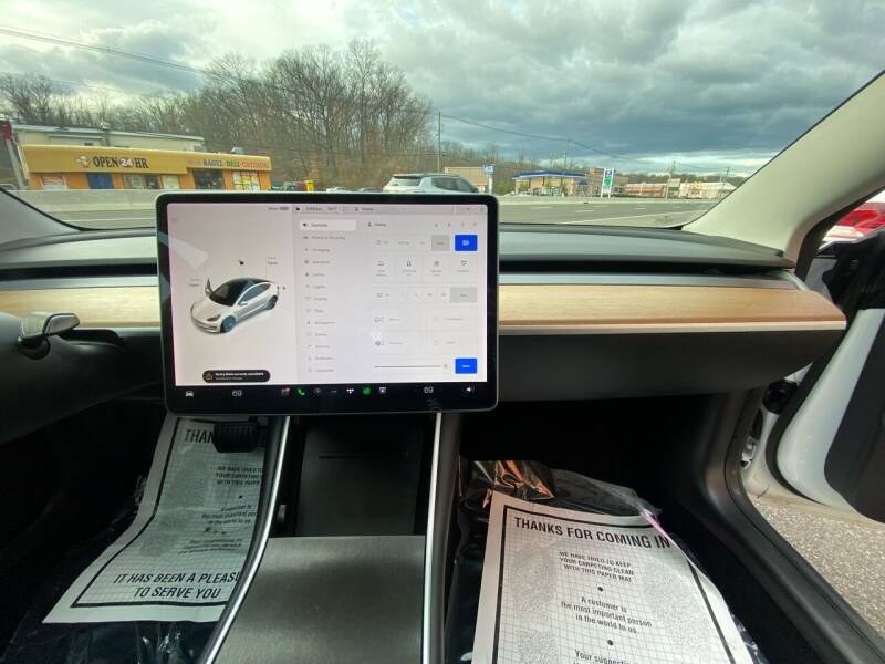 2019 Tesla Model 3 Standard Range Plus 4dr Fastback, available for sale in Bloomingdale, New Jersey | Bloomingdale Auto Group. Bloomingdale, New Jersey 2019 Tesla Model 3 Standard Range Plus 4dr Fastback, available for sale in Bloomingdale, New Jersey | Bloomingdale Auto Group. Bloomingdale, New Jersey