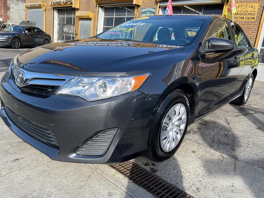2014 Toyota Camry 2014.5 4dr Sdn I4 Auto SE (Natl), available for sale in Bronx, New York | New York Motors Group Solutions LLC. Bronx, New York 2014 Toyota Camry 2014.5 4dr Sdn I4 Auto SE (Natl), available for sale in Bronx, New York | New York Motors Group Solutions LLC. Bronx, New York