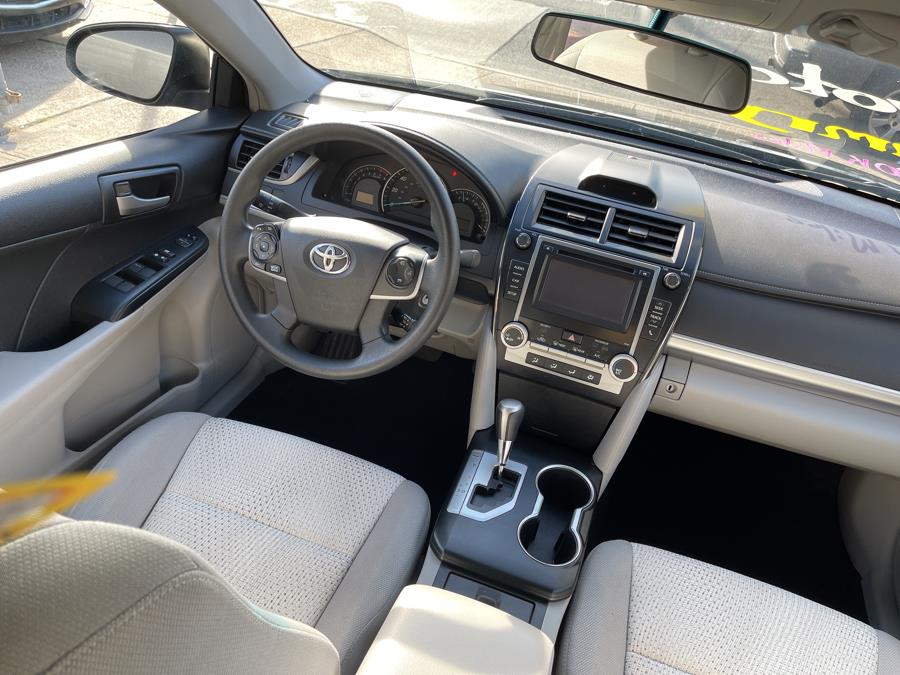 2014 Toyota Camry 2014.5 4dr Sdn I4 Auto SE (Natl), available for sale in Bronx, New York | New York Motors Group Solutions LLC. Bronx, New York 2014 Toyota Camry 2014.5 4dr Sdn I4 Auto SE (Natl), available for sale in Bronx, New York | New York Motors Group Solutions LLC. Bronx, New York