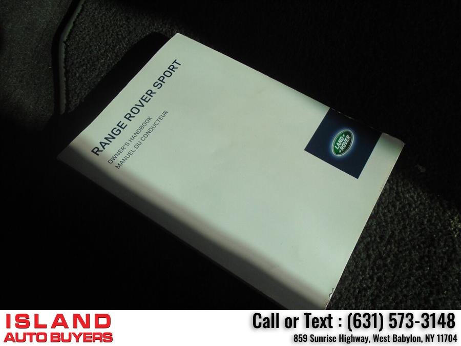 2014 Land Rover Range Rover Sport HSE 4x4 4dr SUV, available for sale in West Babylon, New York | Island Auto Buyers. West Babylon, New York 2014 Land Rover Range Rover Sport HSE 4x4 4dr SUV, available for sale in West Babylon, New York | Island Auto Buyers. West Babylon, New York