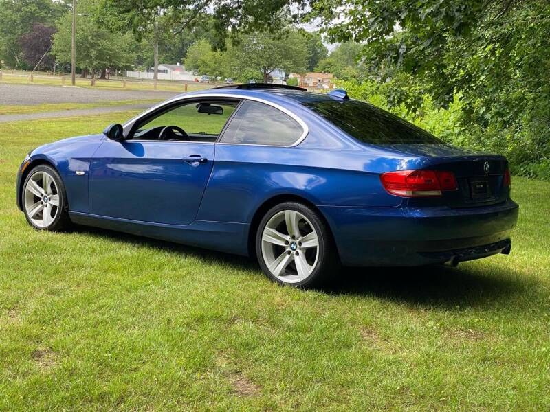 2008 BMW 3 Series 2dr Cpe 335xi AWD, available for sale in Plainville, Connecticut | Choice Group LLC Choice Motor Car. Plainville, Connecticut